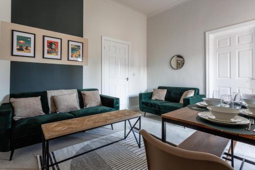 Sunderland House | The Sunderland Spot Family & Work Ready