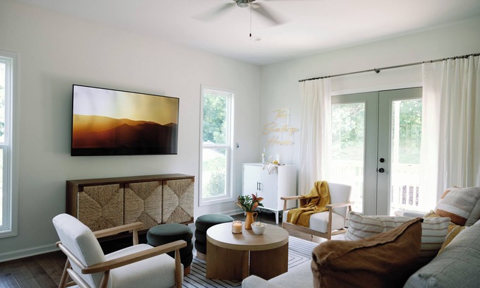 Weaverville House | The Sundrop House: Chic Getaway minutes from everything