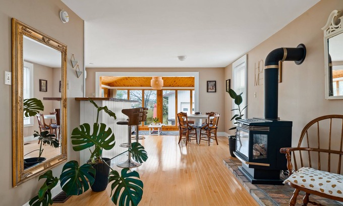 Prince Edward Apartment | The sunroom on Maple