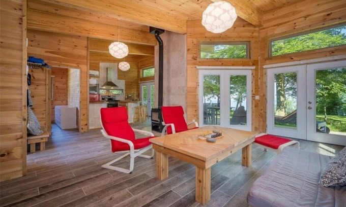 Brocton Ski Chalet | The Sunset Hideaway in Portland, NY