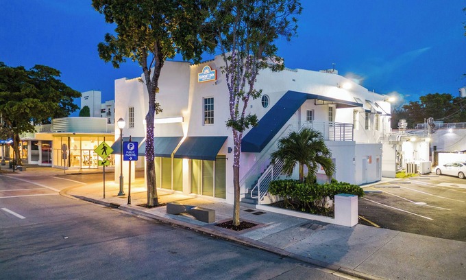 South Miami Apartment | The Sunset Inn-South Miami