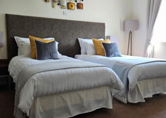 Compton Hotel | The swan at compton