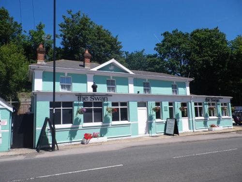 Netley Hotel | The Swan Inn