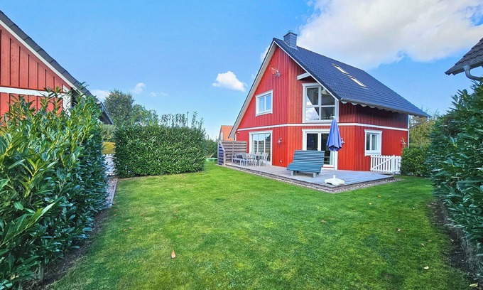 Blekendorf House | The Swedish-style vacation home "Solängen" is idyllically situated on the edge of the Holst