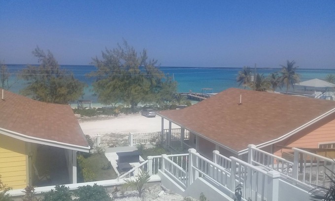 Rolleville Villa | The Swimming Pigs Resort-Blue Marlin