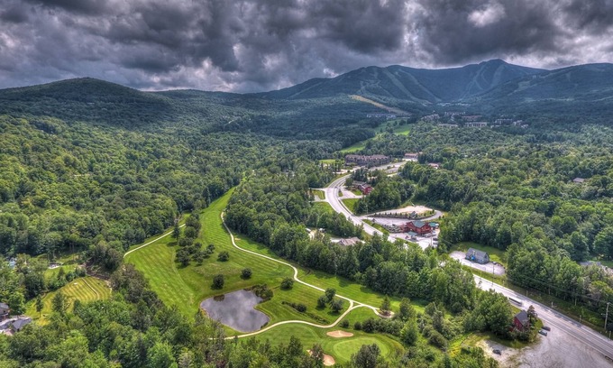 Killington Condo | The Swirl Suite at Killington: Brand New Remodeled 1 BR/2BA Suite 142