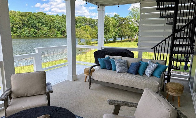 Winchester House | The Tennessee Pearl lakefront home, amazing views and lots of lake toys and fun!