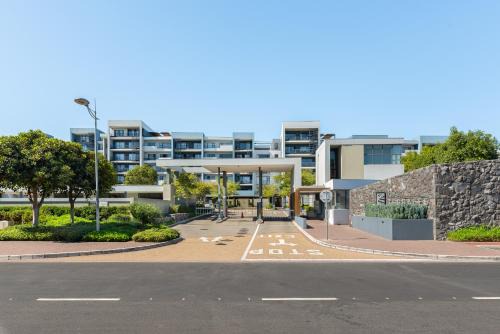 Century City Apartment | The Terraces Luxury Apartments