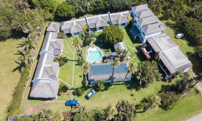 Kei Mouth Apartment | The Thatches