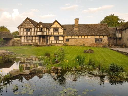 Kington House | The Threshing Barn at Penrhos Court
