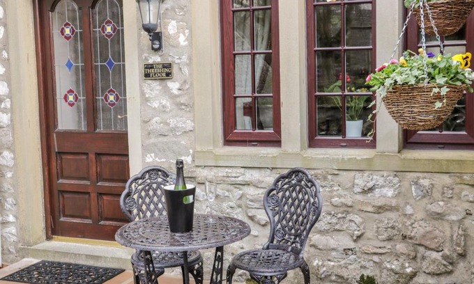 Malham Apartment | The Threshing Floor at Tennant Barn