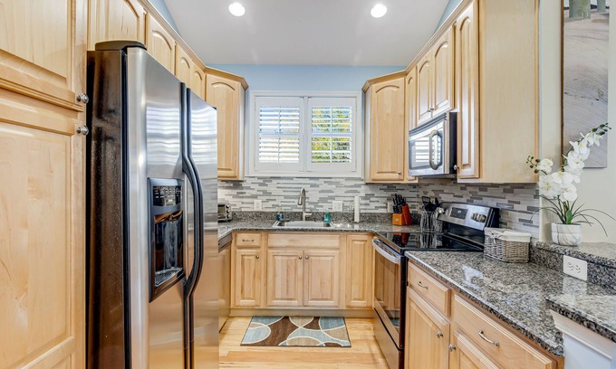 Rehoboth Beach House | The Tides Coastal Gem W/Fast WiFi, Beautiful Decor, & Beach Access Nearby