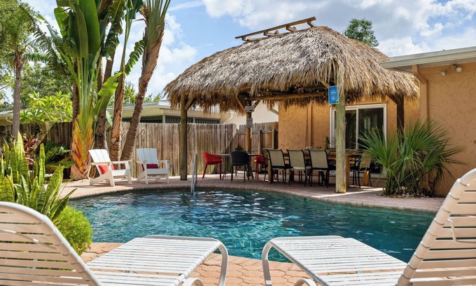 Largo House | The Tiki House! Heated Pool, Close to the Beach! 20% Off Fall Special