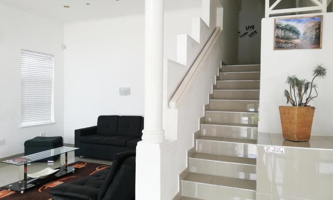 Essenwood Bed & Breakfast | The Time And The Place