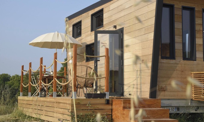 Meyrargues Ski Chalet | The Tiny House in the vineyards of Château de Vauclaire