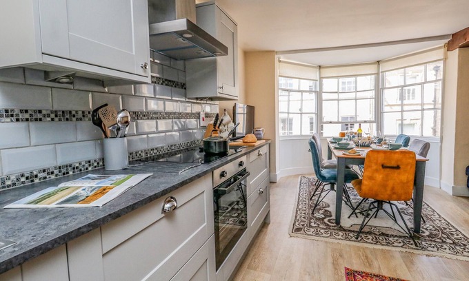 Dorchester Cottage | The Town House