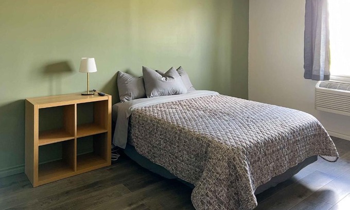 Saskatchewan Hotel | The Trail Inn - Yarbo, SK - Near Esterhazy & Mosaic K1, K2, & K3