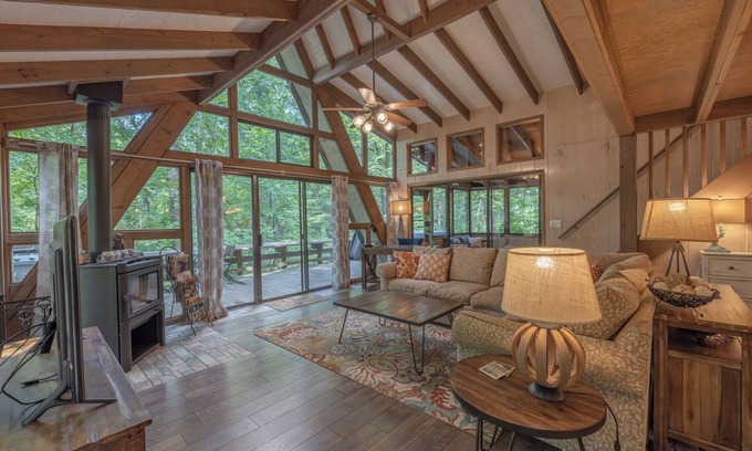 Innsbrook Ski Chalet | The Treetop Escape by Innsbrook Vacations!
