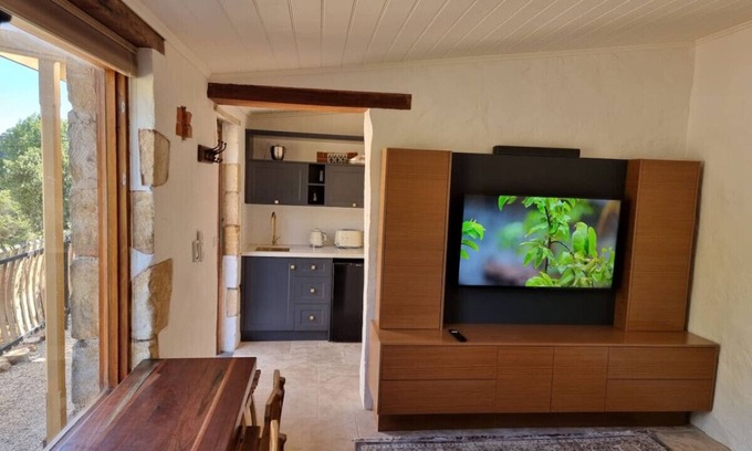 Uraidla House | The True Heart of Uraidla Studio