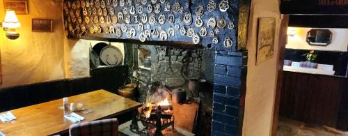 Axminster Hotel | The Tuckers Arms