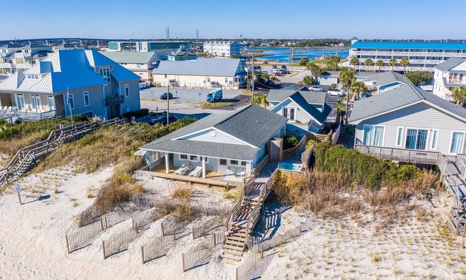 Surf City Cottage | The Turtle's Nest- Oceanfront Cottage - Hot Tub - Dog Friendly
