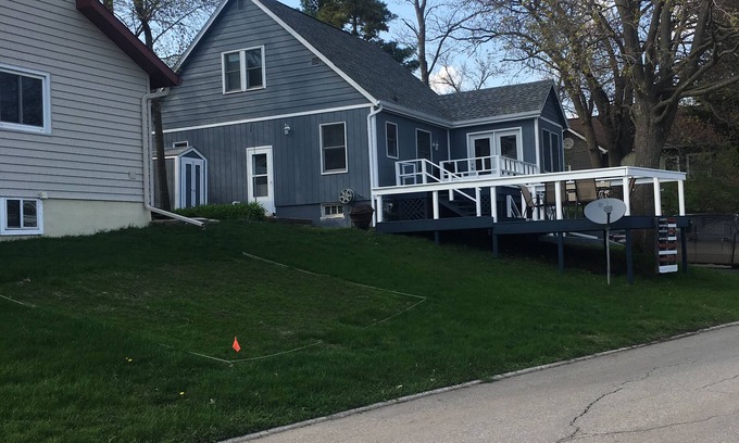 Clear Lake House | The ultimate family friendly house. 2 blocks from The Surf!