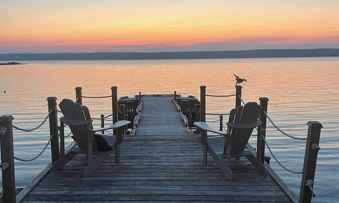 Ironville House | The ultimate Lakeside Retreat on the Bras D'or lakes