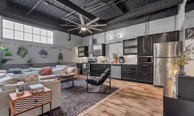 Jonesboro Apartment | The Union at 222 Loft w/Rooftop & Private Gated Parking