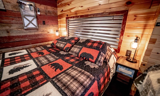 Nevada Apartment | The Urban Barn! private parking