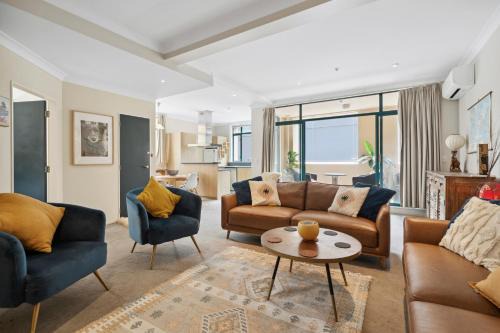 Tokomaru House | The Urban Charmer - Wellington Holiday Apartment