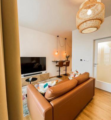 Palmovka Apartment | The Urban Nest Metro Line