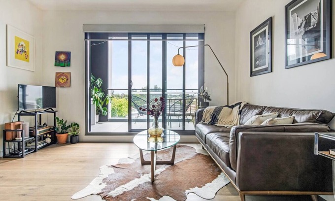 Brunswick East Apartment | The Urban Sanctuary Enviable Lifestyle on Lygon