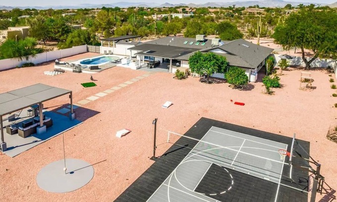North Scottsdale House | The Vacation Spot - Scottsdale