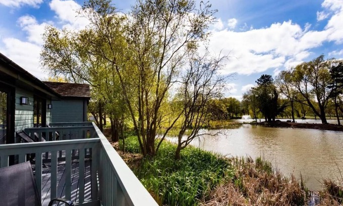 Pershore Cabin | The Vale Golf and Country Club