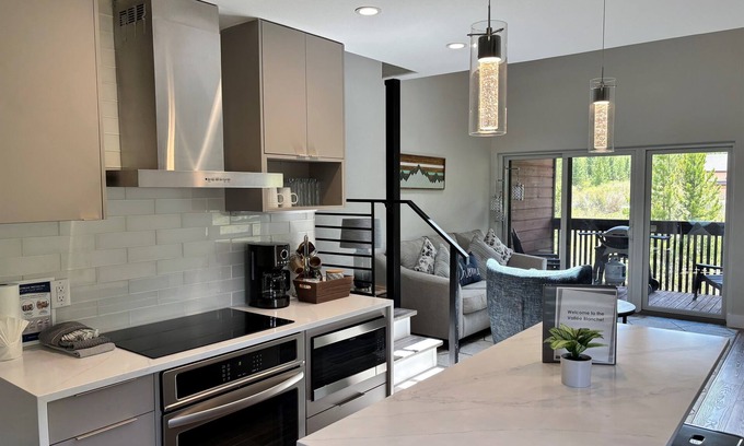 Frisco Condo | The Vallee Blanche - 1 bedroom + loft in Bills Ranch