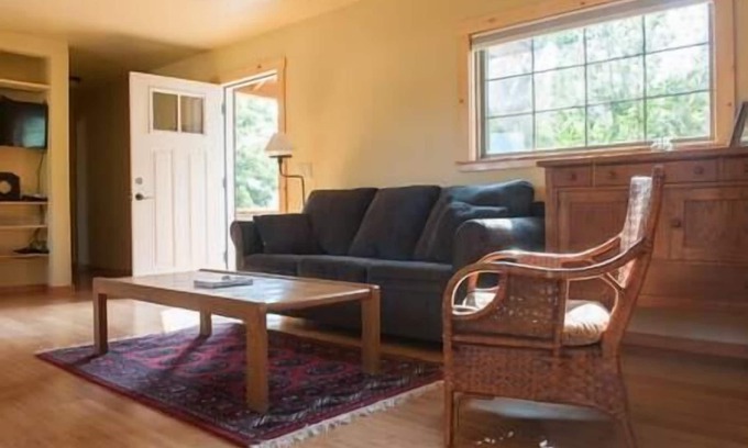 Sierraville Apartment | The Valley House, Unit 2