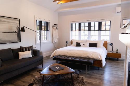 Collingwood Hotel | The VanderMarck Boutique Hotel