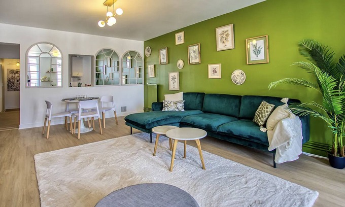 Angouleme Apartment | The vegetal suite hyper centre