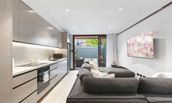 Ultimo House | The Victorian Blackstone Terrace