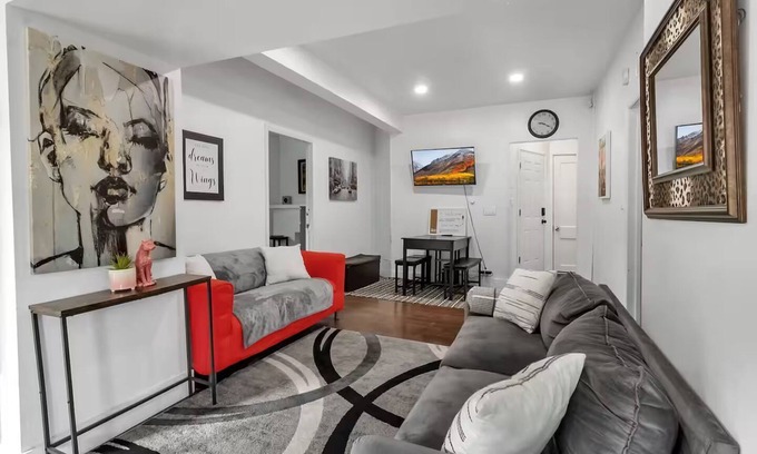 North Buffalo House | The Victorian House - 4 BR, Pet-Friendly with Outdoor Fire Pit