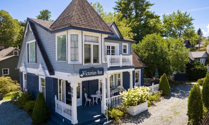 Blowing Rock Hotel | The Victorian Inn Blowing Rock