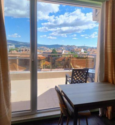 Vratsa Apartment | The View - Modern and Central Stay