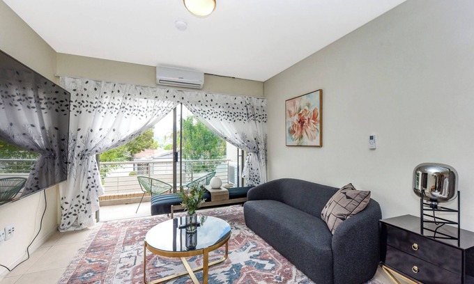 Greater Johannesburg Metropolitan Area Apartment | The View Morningside – A Touch of Luxury Awaits