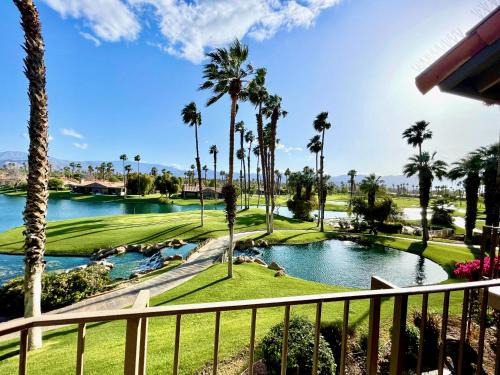 Palm Desert Apartment | The View! Palm Desert Country Club Villa