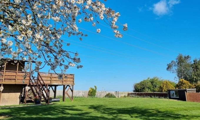 Ham Cabin | The Viewpoint, near Deal, Kent