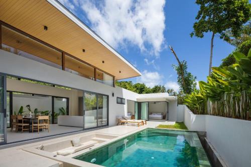 Maret Villa | The Villa Coco