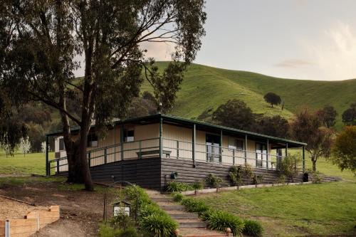 Strath Creek House | The Village Green Bunkhouse