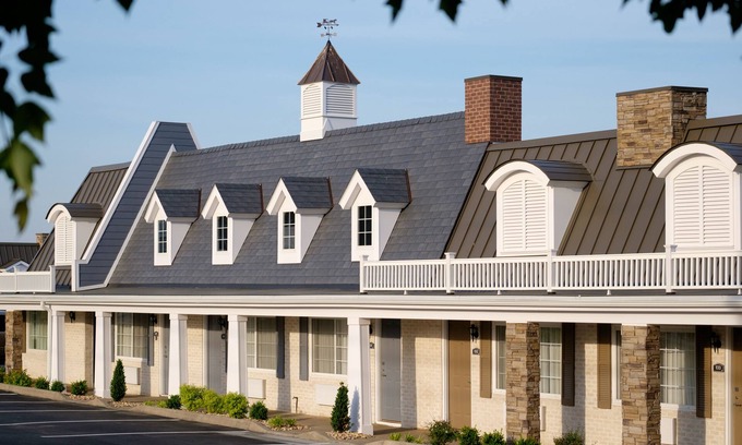 Cross Keys Hotel | The Village Inn Harrisonburg