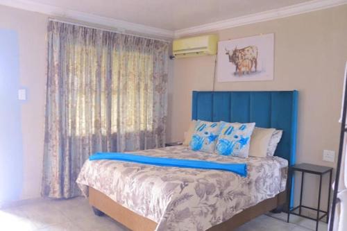 Phalaborwa House | The Village Retreat