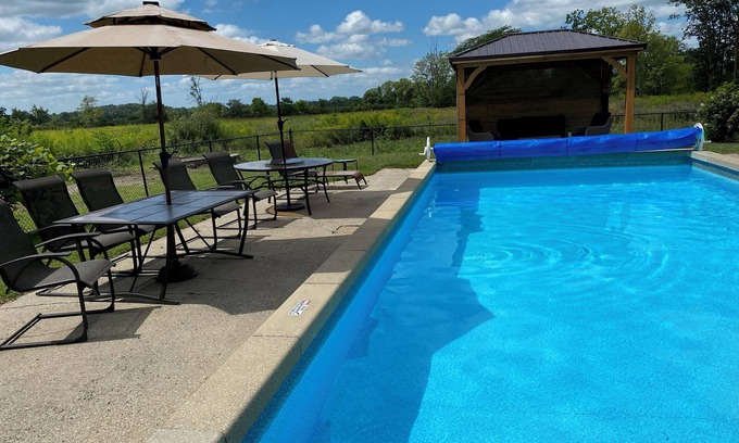 Azalia Bed & Breakfast | The Vine Bed & Breakfast LLC